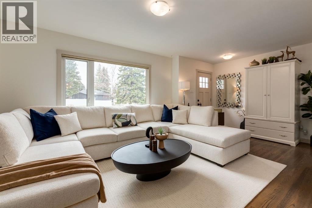 5004 43 Street Sw, Calgary, Alberta  T3E 3R3 - Photo 8 - A2305203