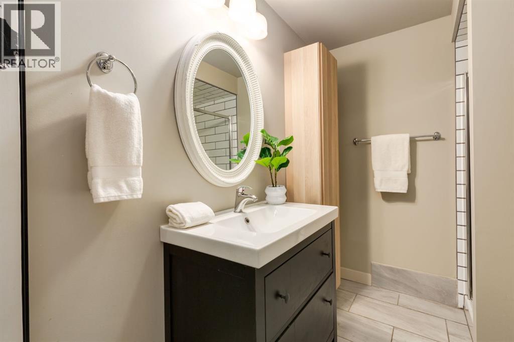 5004 43 Street Sw, Calgary, Alberta  T3E 3R3 - Photo 34 - A2305203