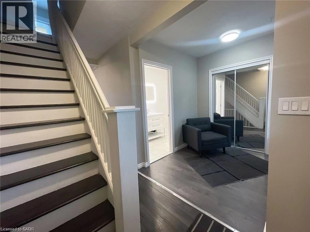 12 Carleton Street N, Thorold, Ontario  L2V 2A3 - Photo 12 - 40824215