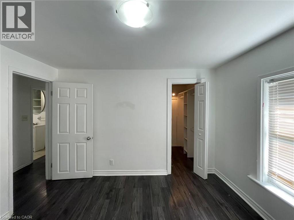 12 Carleton Street N, Thorold, Ontario  L2V 2A3 - Photo 20 - 40824215