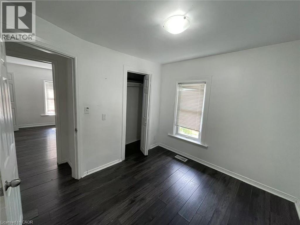 12 Carleton Street N, Thorold, Ontario  L2V 2A3 - Photo 21 - 40824215