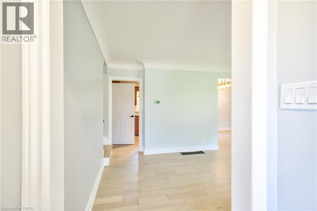 31 Brodick Street, Hamilton, Ontario  L8S 3E3 - Photo 5 - 40824204