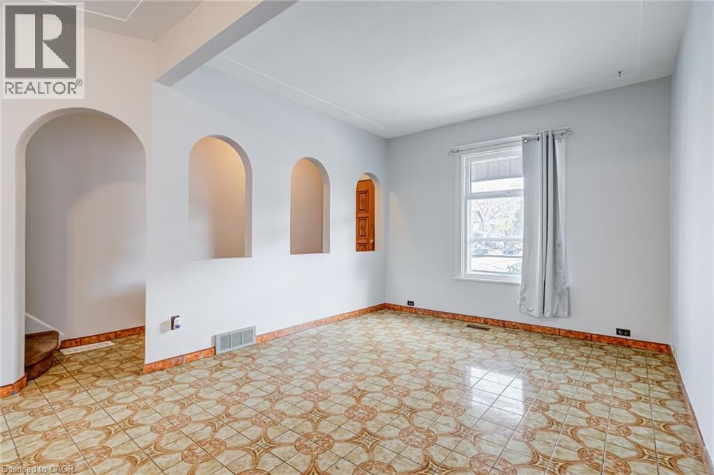 53 Sherman Avenue N, Hamilton, Ontario  L8L 6M1 - Photo 7 - 40824063