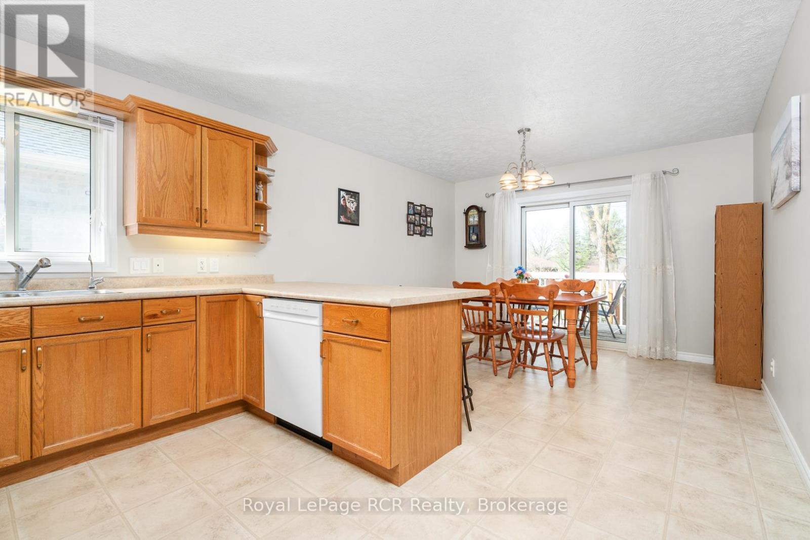 246 16th Avenue, Hanover, Ontario  N4N 3V3 - Photo 14 - X13045808