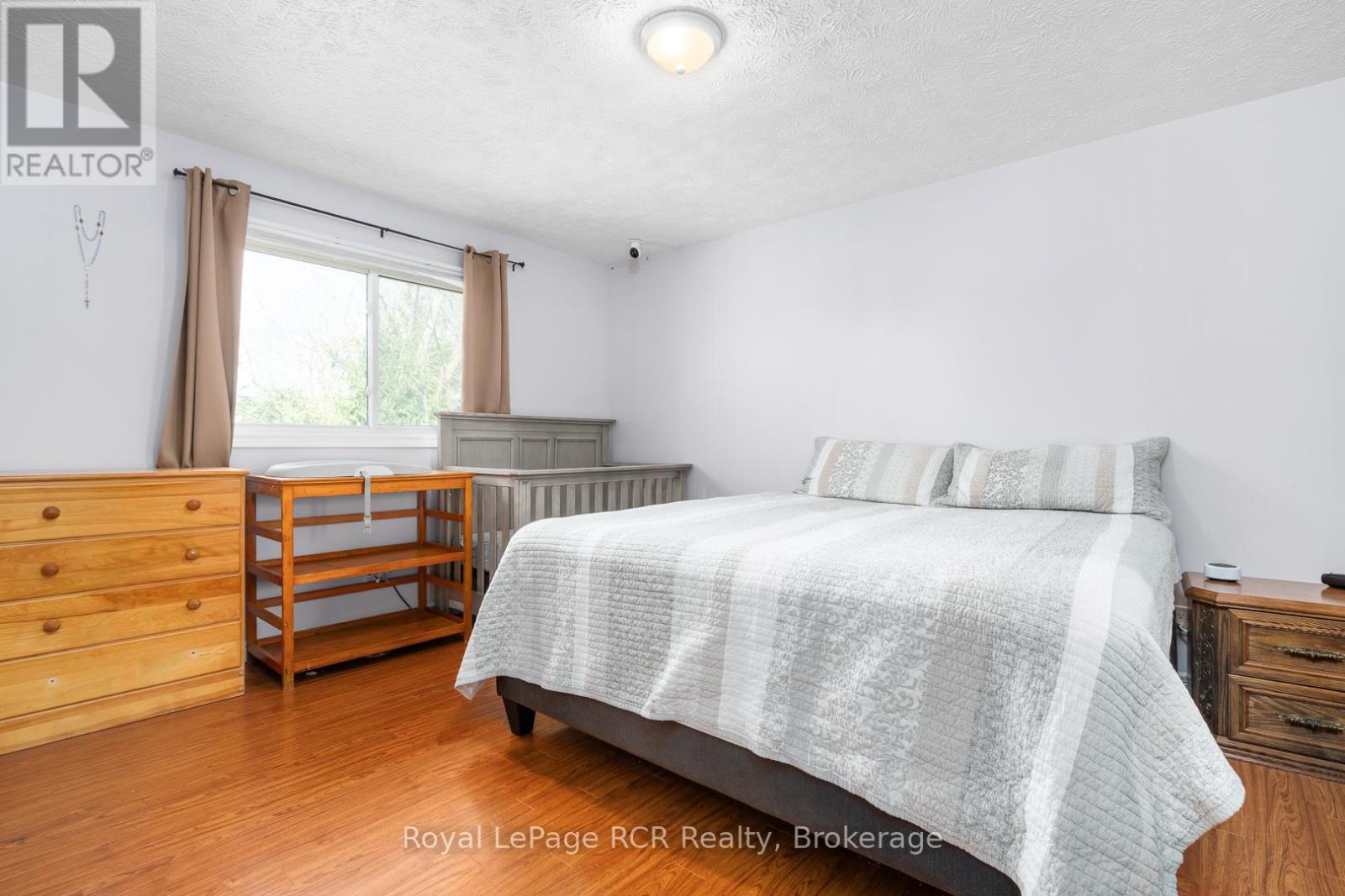 246 16th Avenue, Hanover, Ontario  N4N 3V3 - Photo 17 - X13045808