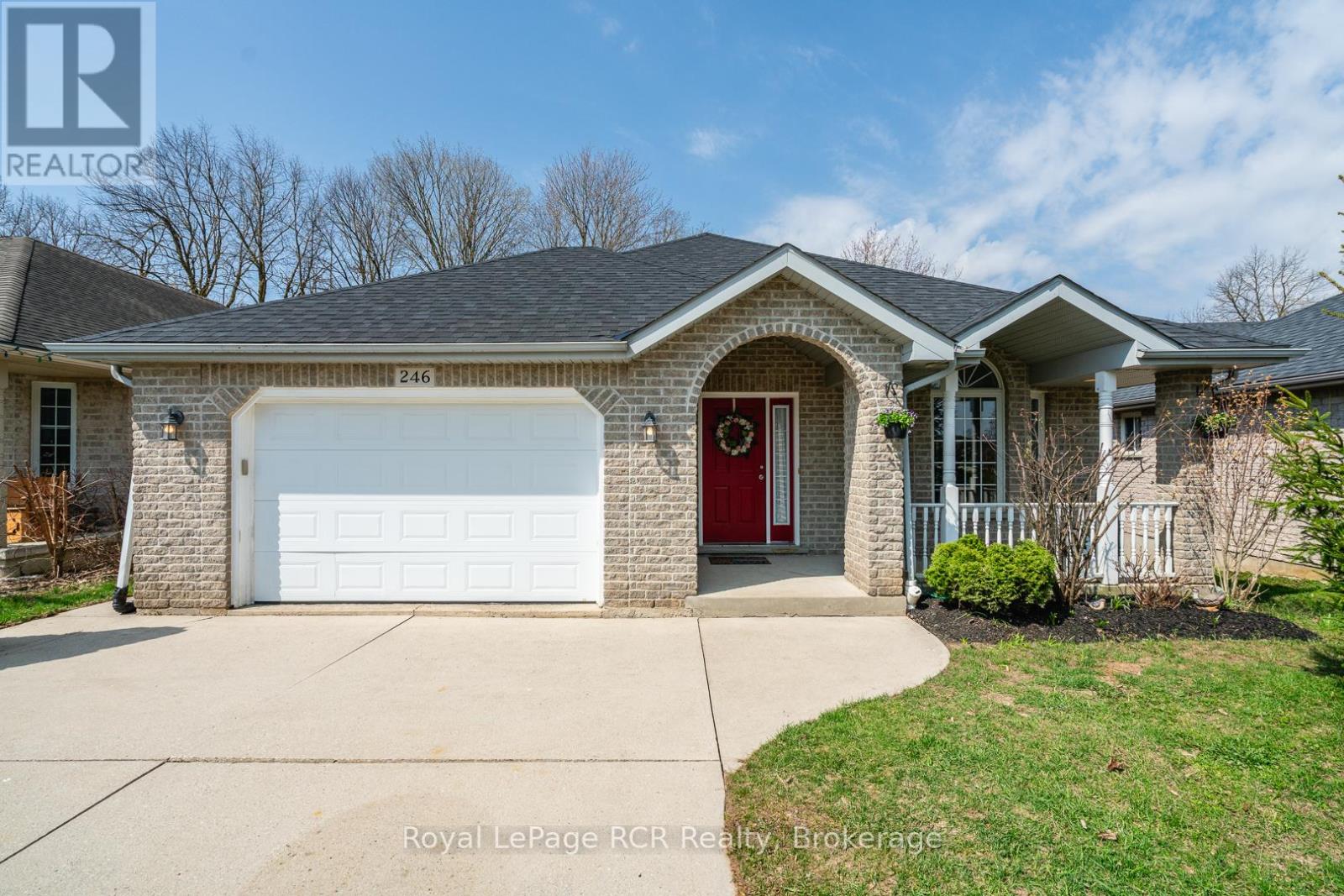 246 16th Avenue, Hanover, Ontario  N4N 3V3 - Photo 2 - X13045808