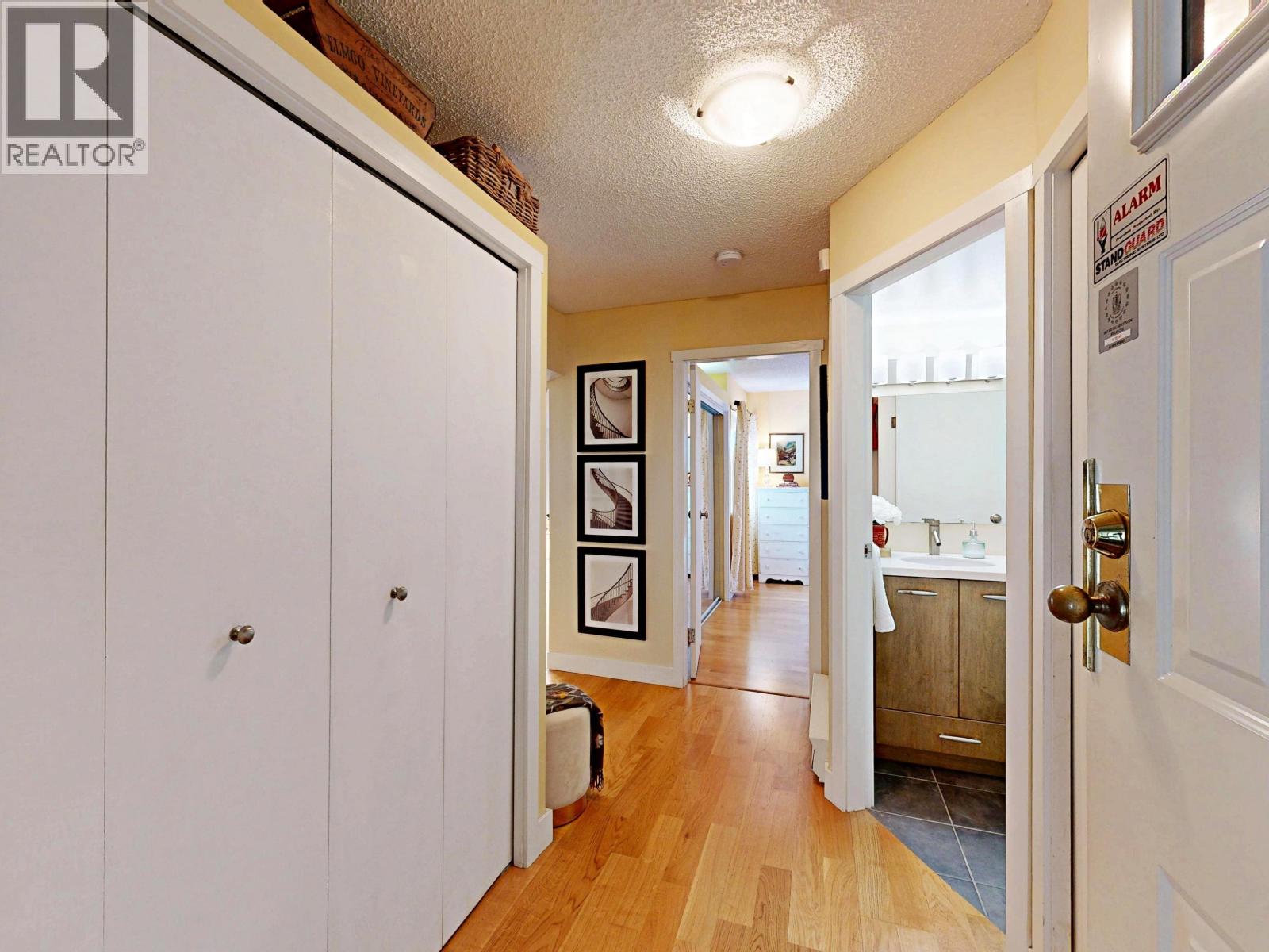 103 735 W 15 Avenue, Vancouver, British Columbia  V5Z 1R6 - Photo 8 - R3115850