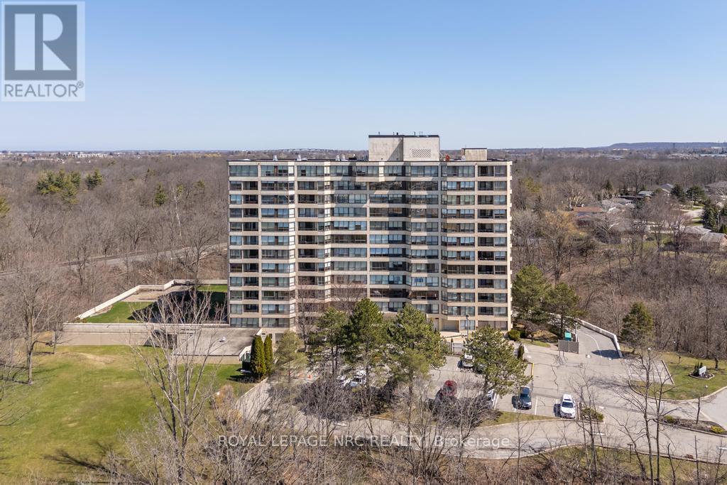 804 - 3 Towering Heights Boulevard, St. Catharines, Ontario  L2T 4A4 - Photo 35 - X12966908