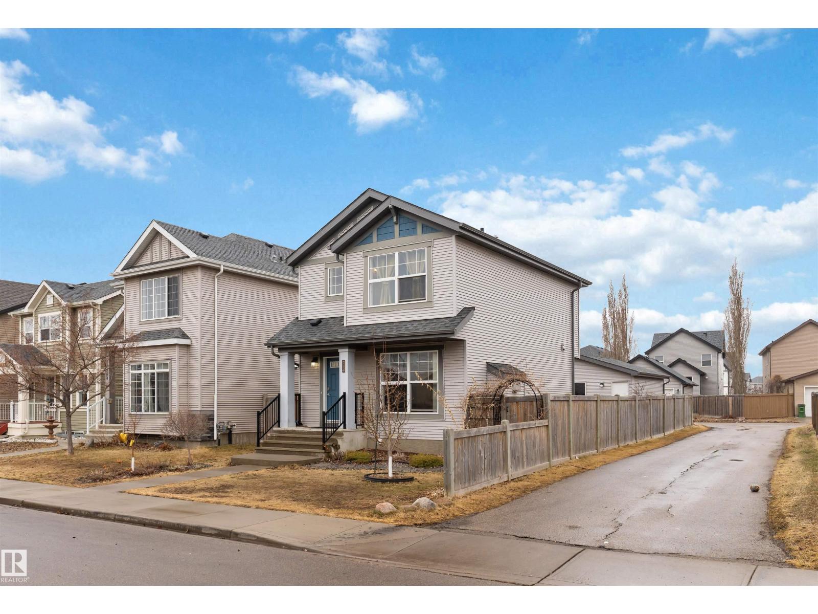 17588 59 St Nw, Edmonton, Alberta  T5Y 0W8 - Photo 2 - E4483952