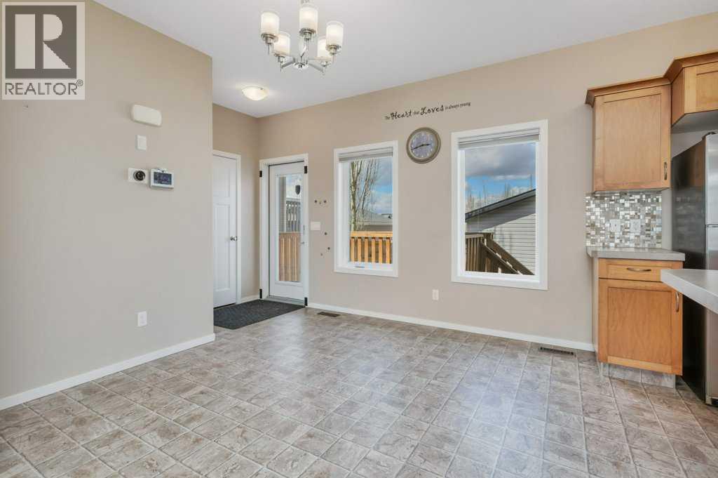 394 Teasdale Drive, Red Deer, Alberta  T4P 0P8 - Photo 14 - A2300409