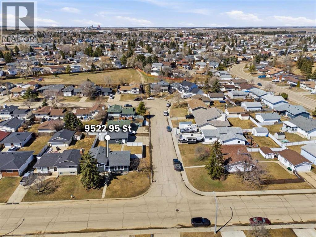 9522 95 Street, Morinville, Alberta  T8R 1H9 - Photo 3 - A2304617