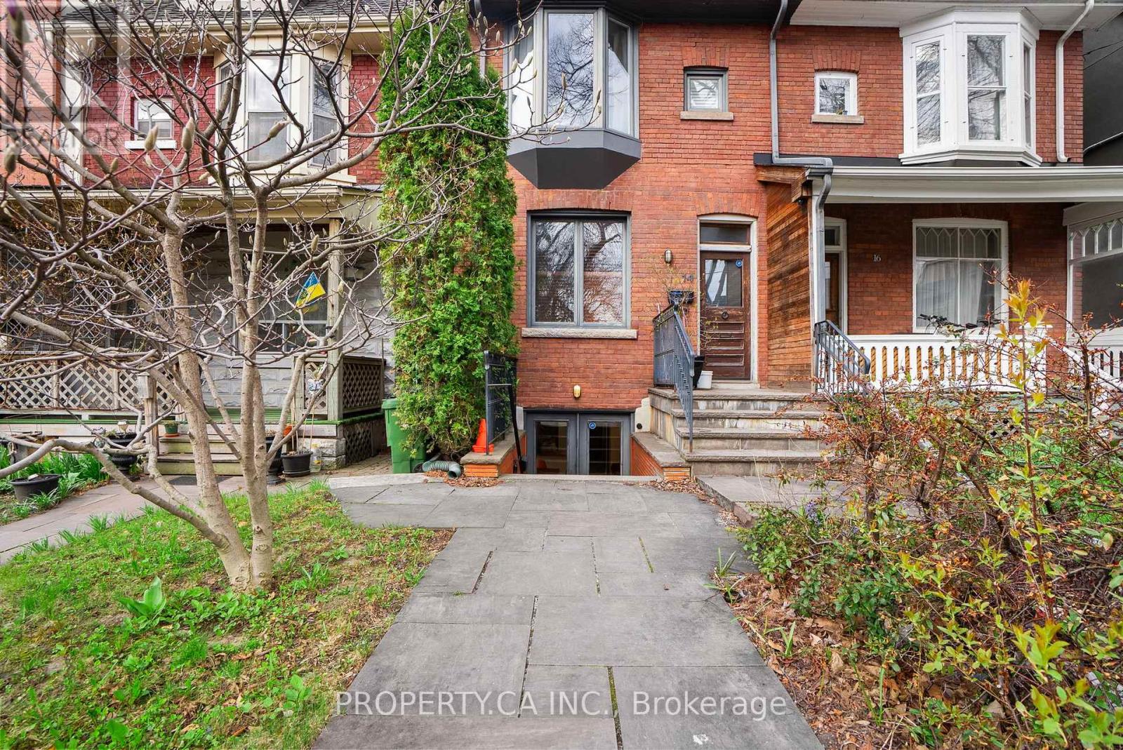 14 Bellwoods Avenue, Toronto, Ontario  M6J 2P4 - Photo 22 - C12943500