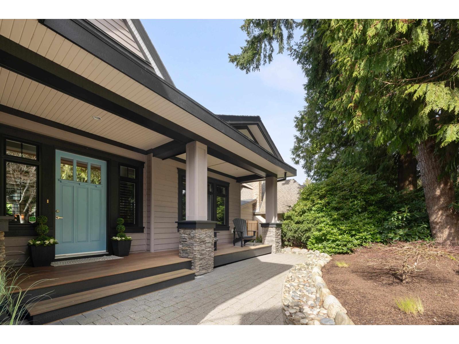 2045 Ocean Forest Drive, Surrey, British Columbia  V4A 6P1 - Photo 3 - R3104079