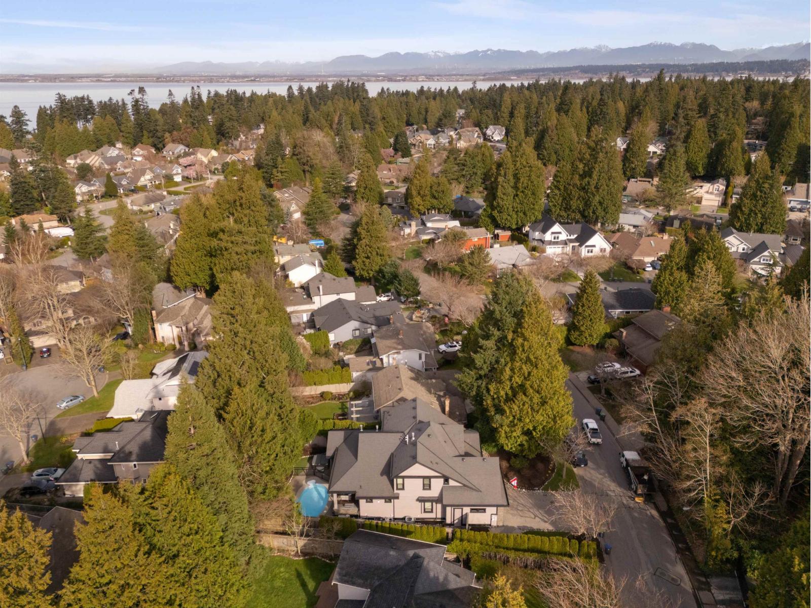 2045 Ocean Forest Drive, Surrey, British Columbia  V4A 6P1 - Photo 37 - R3104079