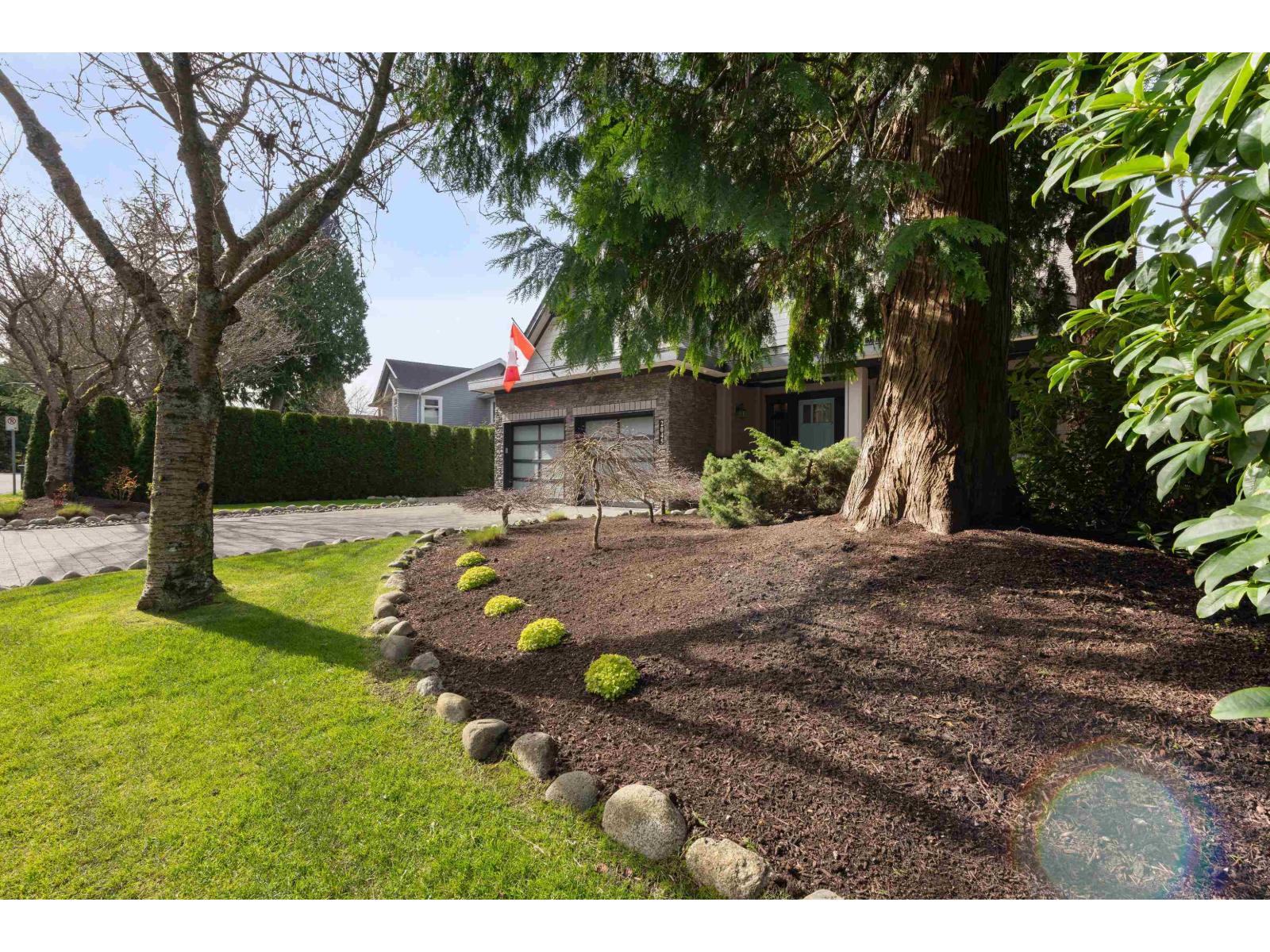 2045 Ocean Forest Drive, Surrey, British Columbia  V4A 6P1 - Photo 4 - R3104079