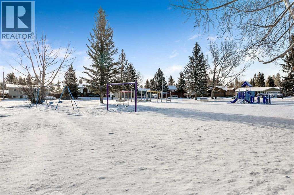 218 8 Avenue NE, Sundre, Alberta  T0M 1X0 - Photo 2 - A2295466