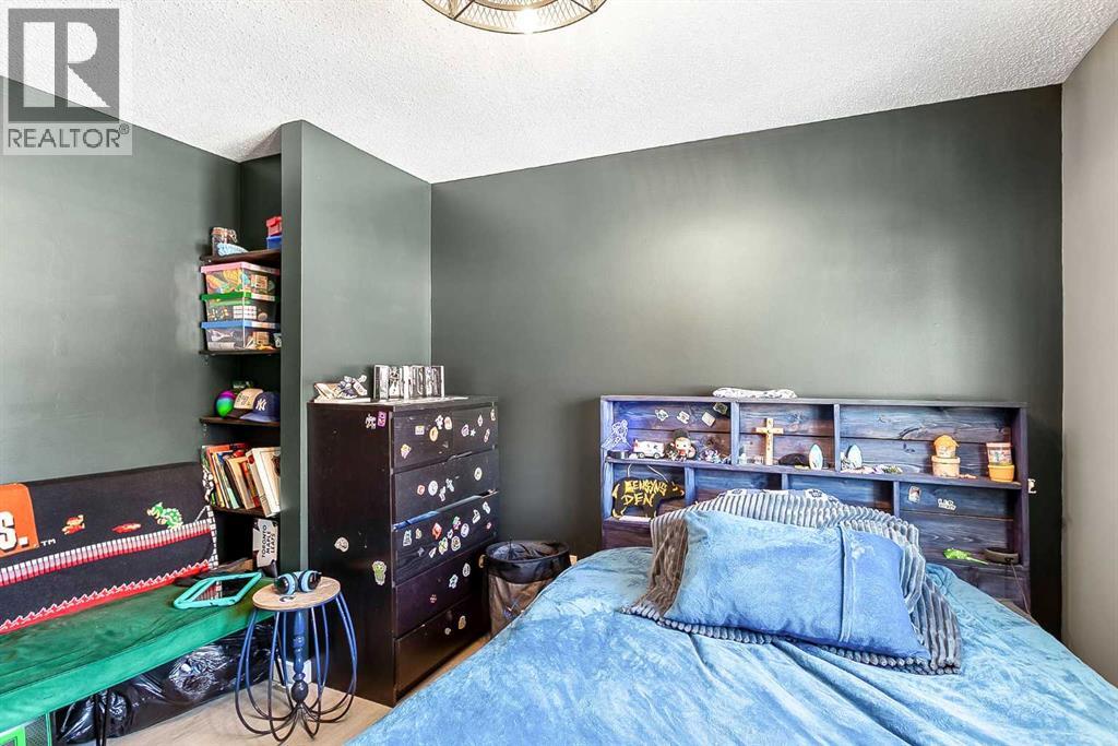 218 8 Avenue NE, Sundre, Alberta  T0M 1X0 - Photo 22 - A2295466