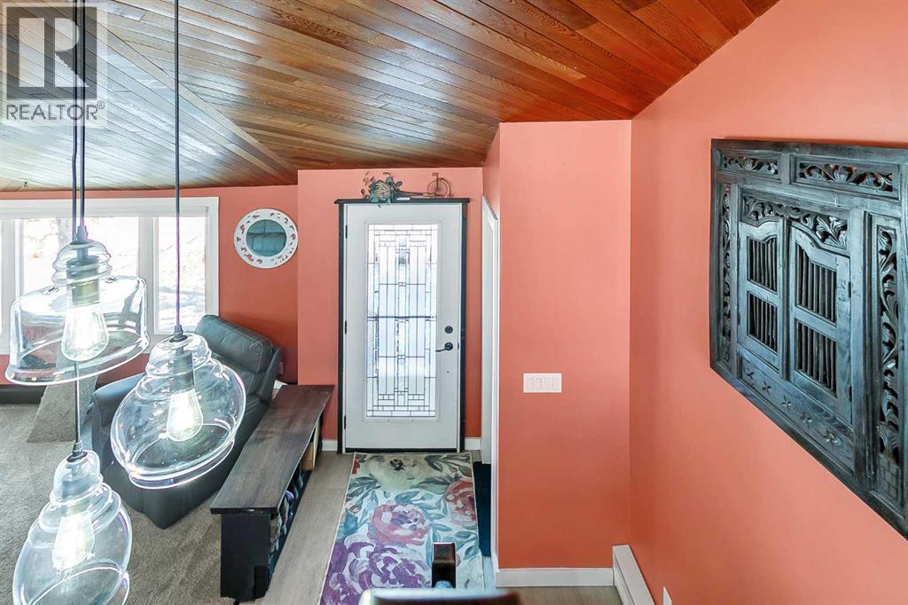 218 8 Avenue NE, Sundre, Alberta  T0M 1X0 - Photo 12 - A2295466