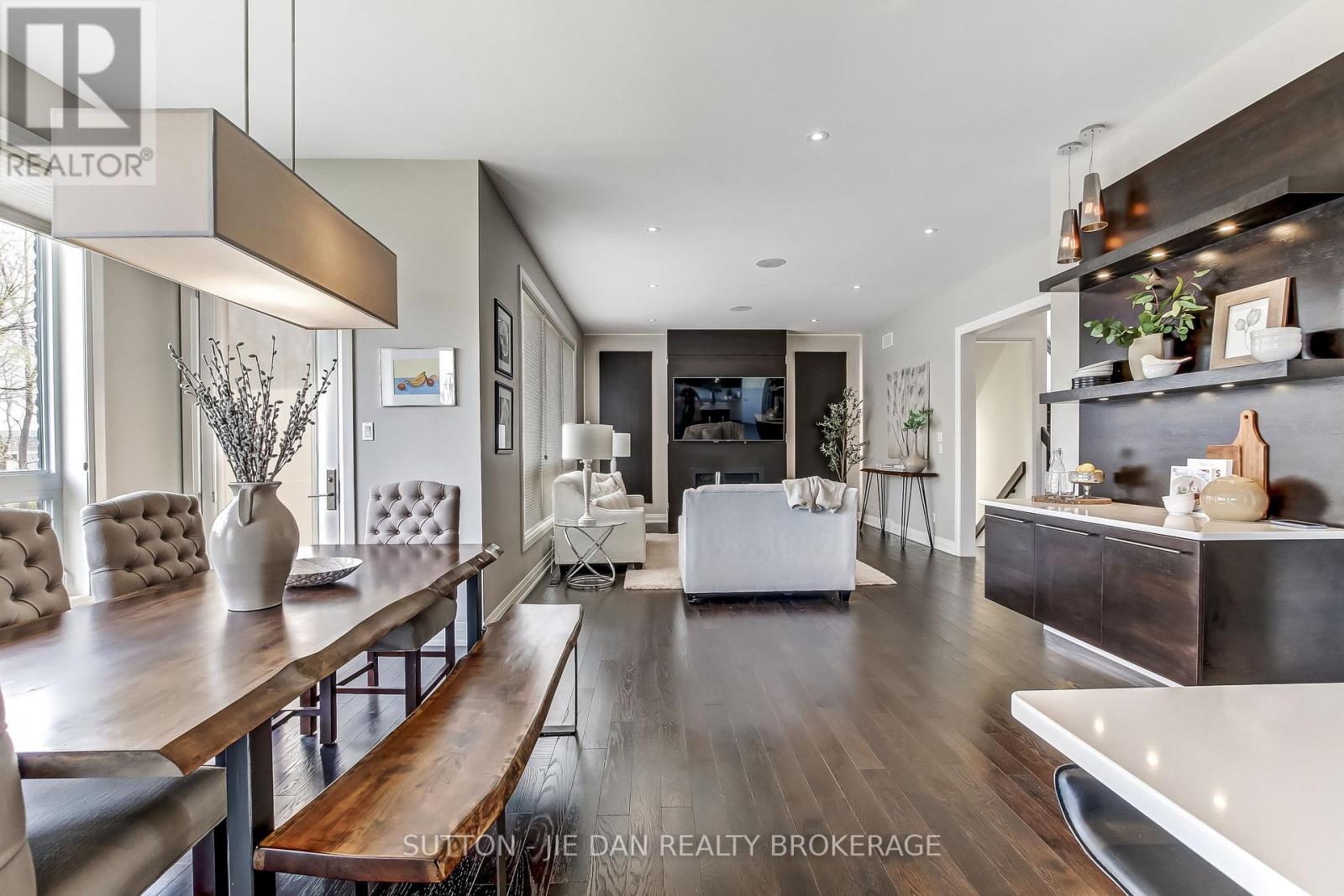 115 Pebblecreek Walk, London North, Ontario  N6G 0K4 - Photo 10 - X13045878