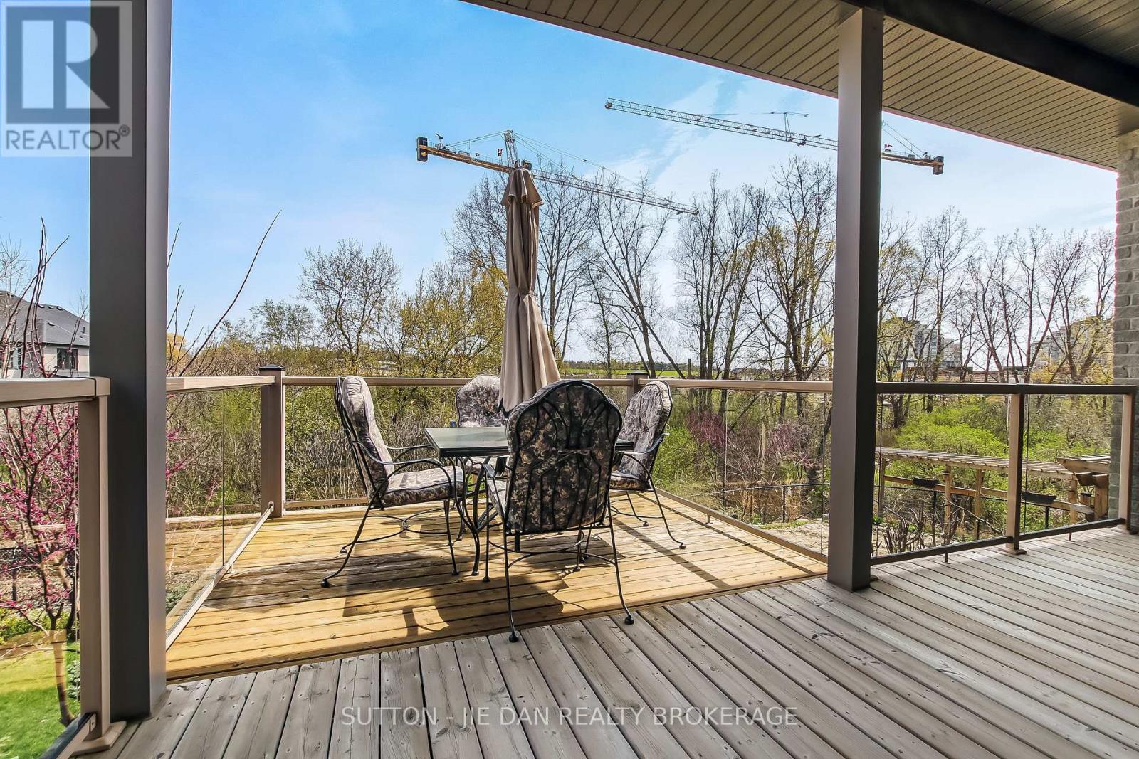 115 Pebblecreek Walk, London North, Ontario  N6G 0K4 - Photo 18 - X13045878