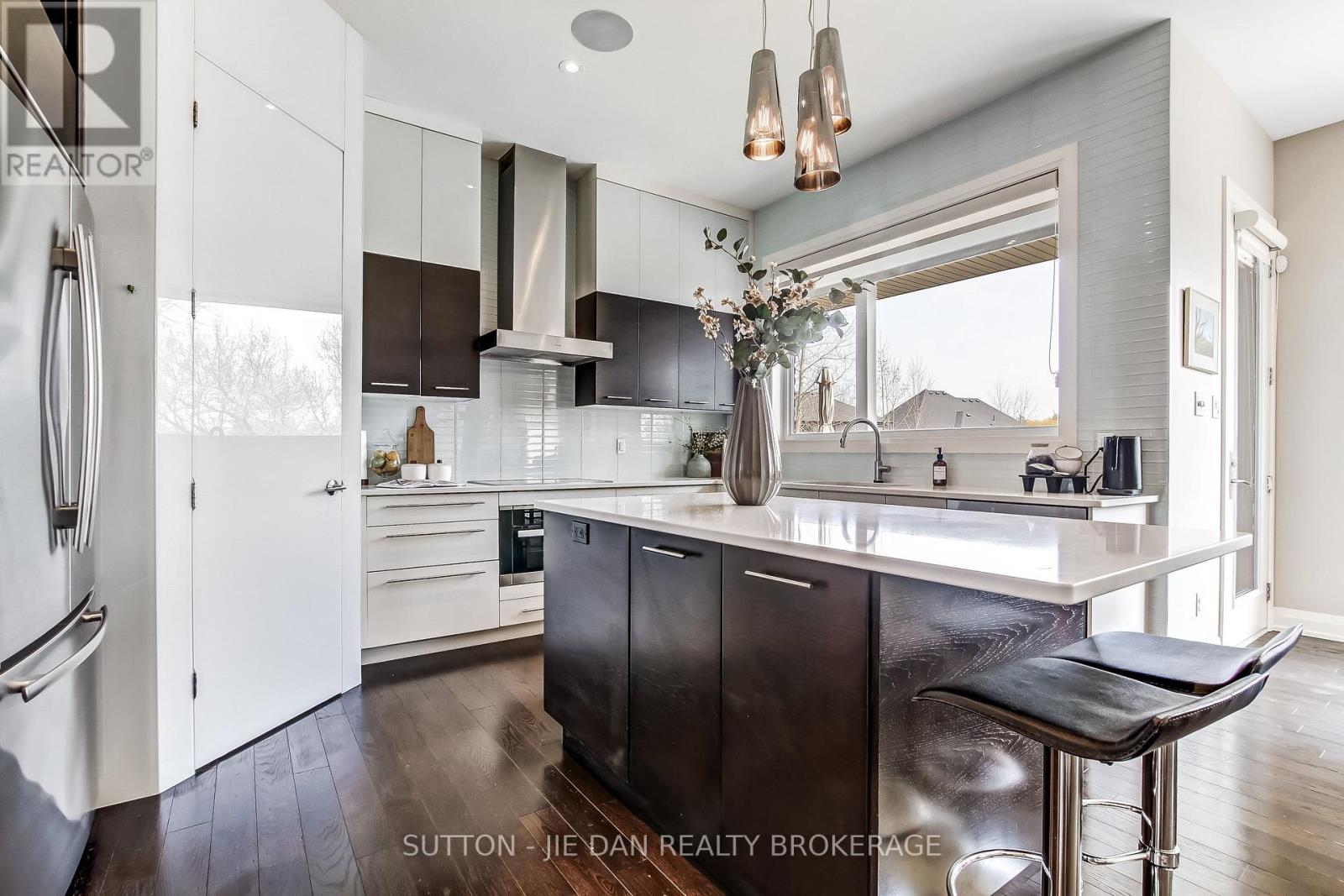 115 Pebblecreek Walk, London North, Ontario  N6G 0K4 - Photo 7 - X13045878