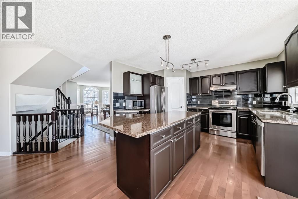 3094 Douglasdale Boulevard SE, Calgary, Alberta  T2Z 2T1 - Photo 5 - A2304121