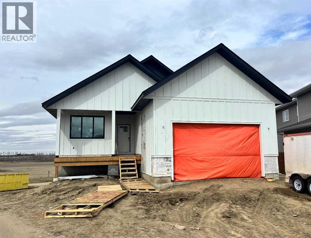 37 Maclean Close, Blackfalds, Alberta  T4M 0H4 - Photo 1 - A2304807