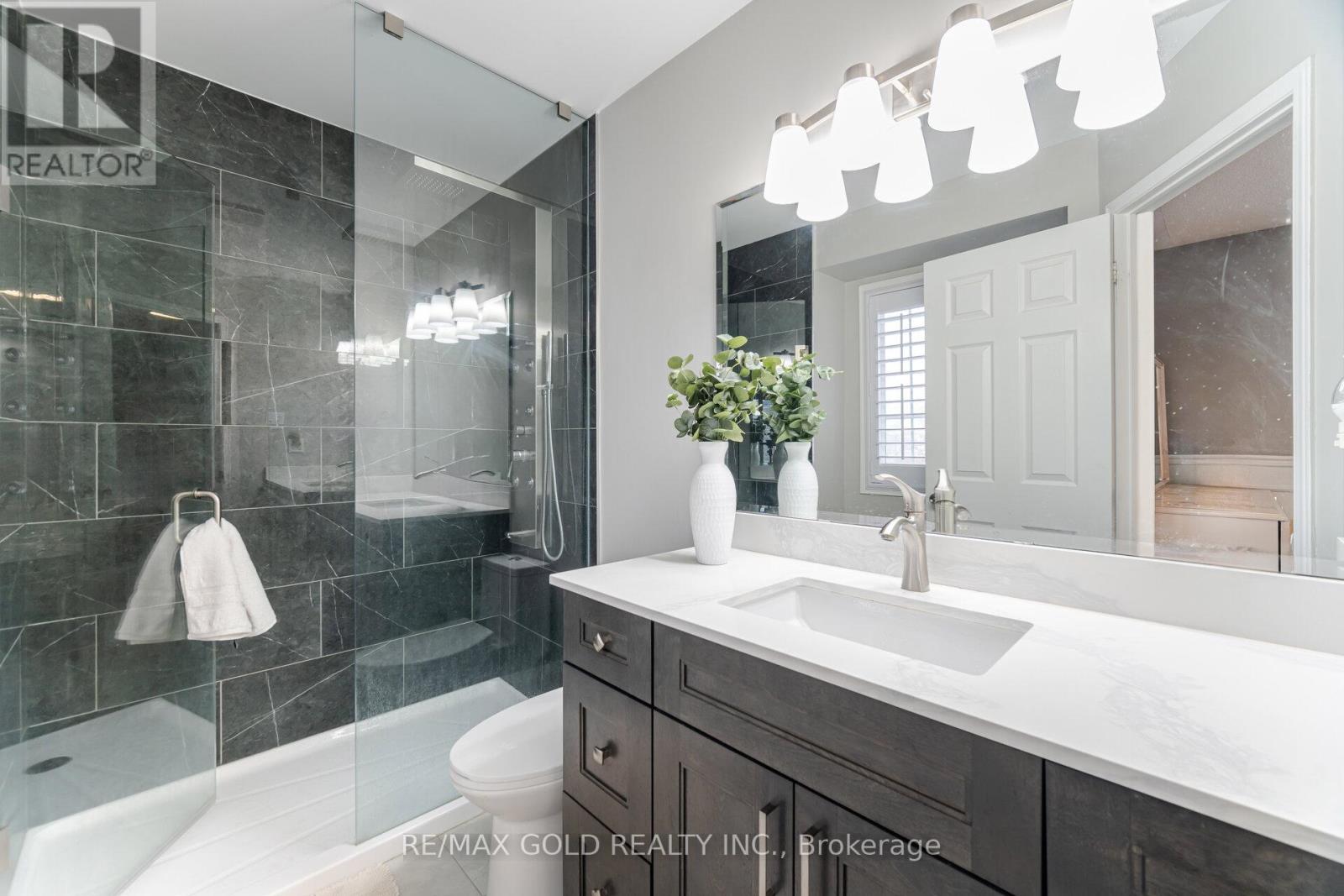 70 Curry Crescent, Halton Hills, Ontario  L7G 5T1 - Photo 25 - W13045850