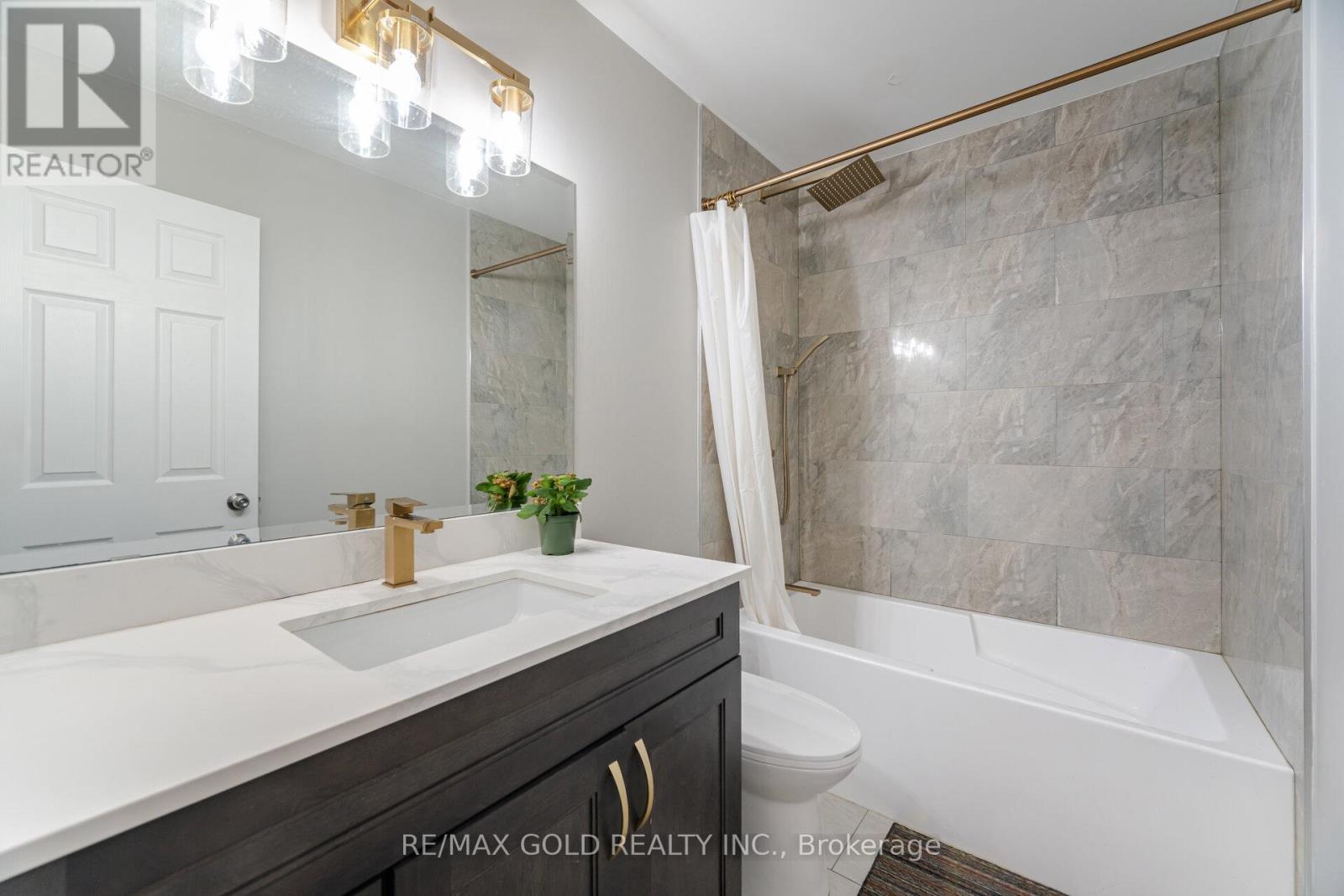 70 Curry Crescent, Halton Hills, Ontario  L7G 5T1 - Photo 31 - W13045850