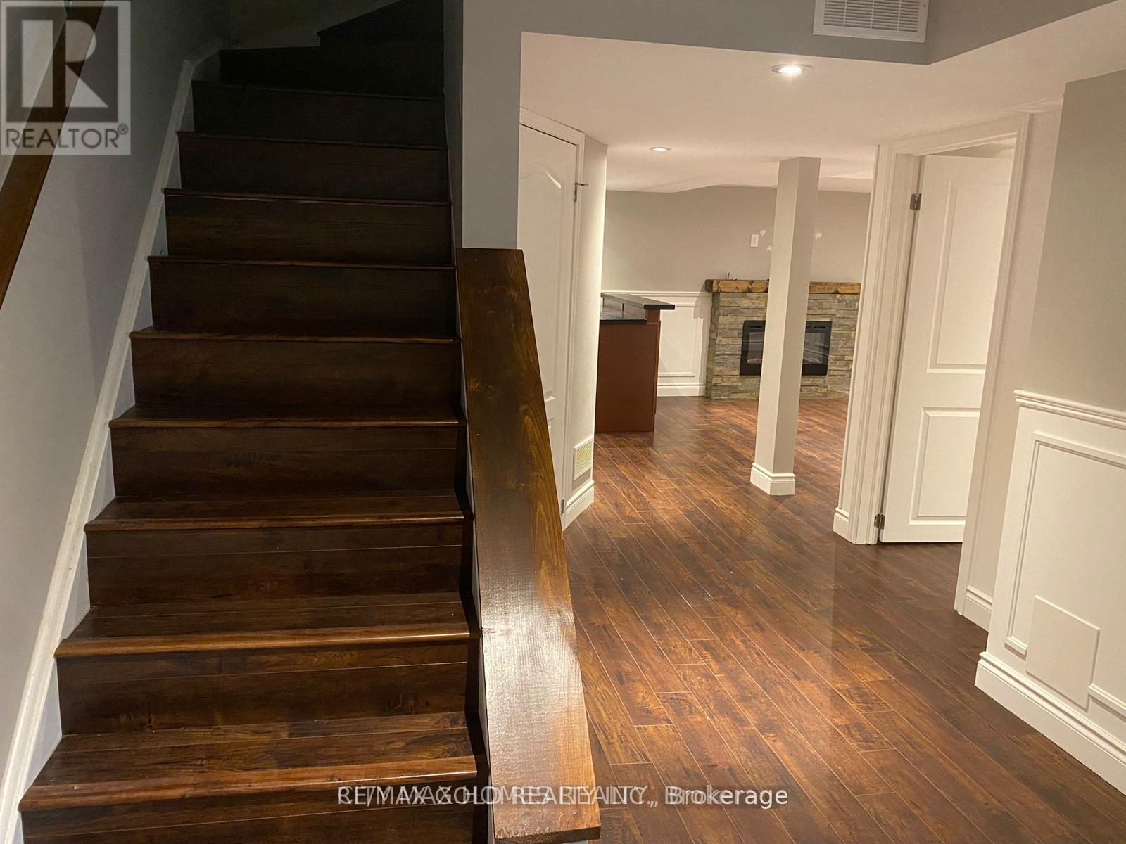 70 Curry Crescent, Halton Hills, Ontario  L7G 5T1 - Photo 38 - W13045850