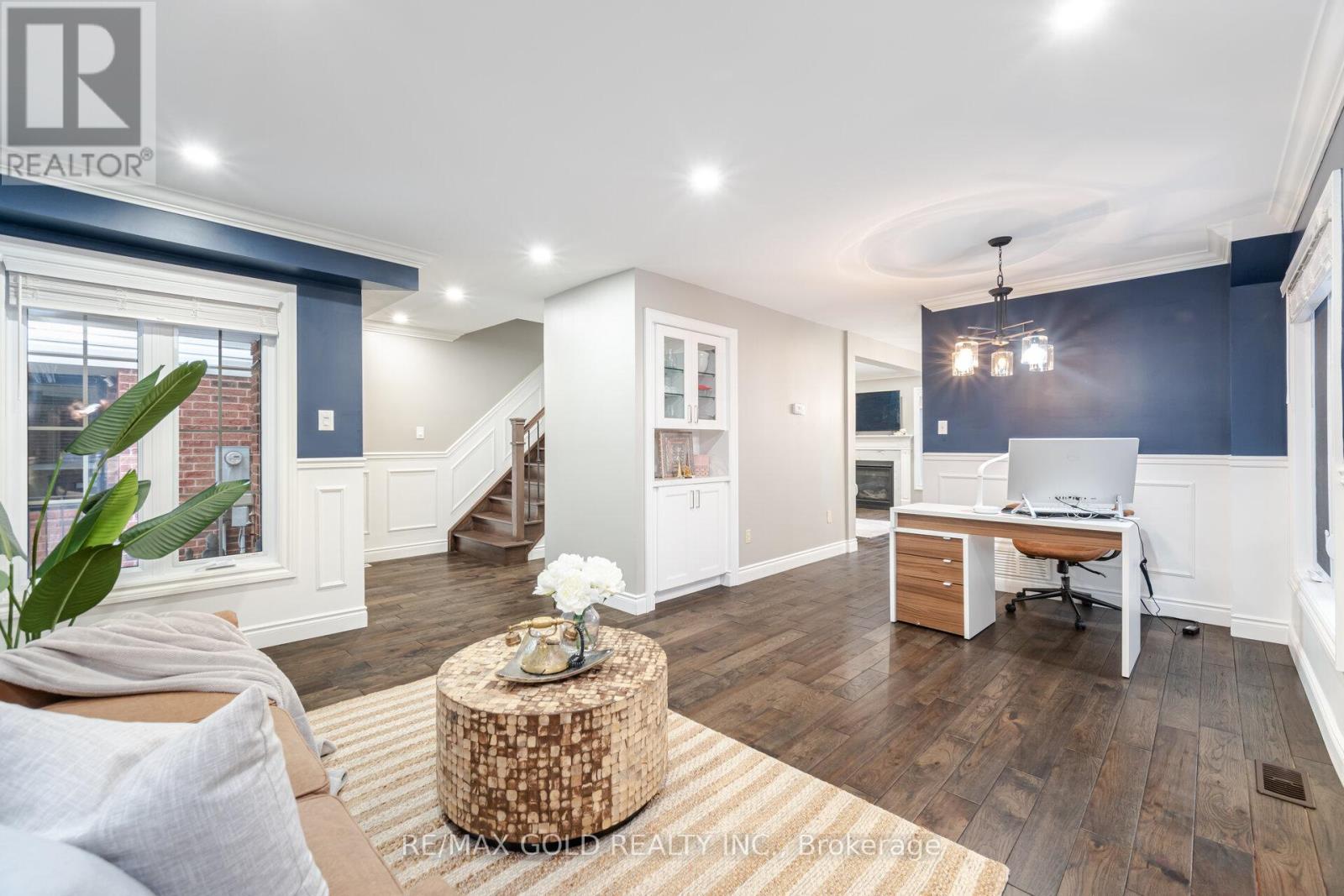 70 Curry Crescent, Halton Hills, Ontario  L7G 5T1 - Photo 7 - W13045850