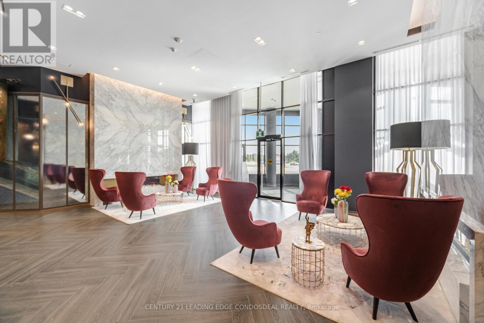 234 - 405 Dundas Street W, Oakville, Ontario  L6M 5P9 - Photo 3 - W13045872