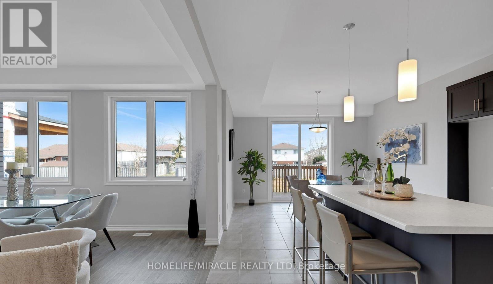 7751 Secretariat Court, Niagara Falls, Ontario  L2H 3V3 - Photo 5 - X13045844