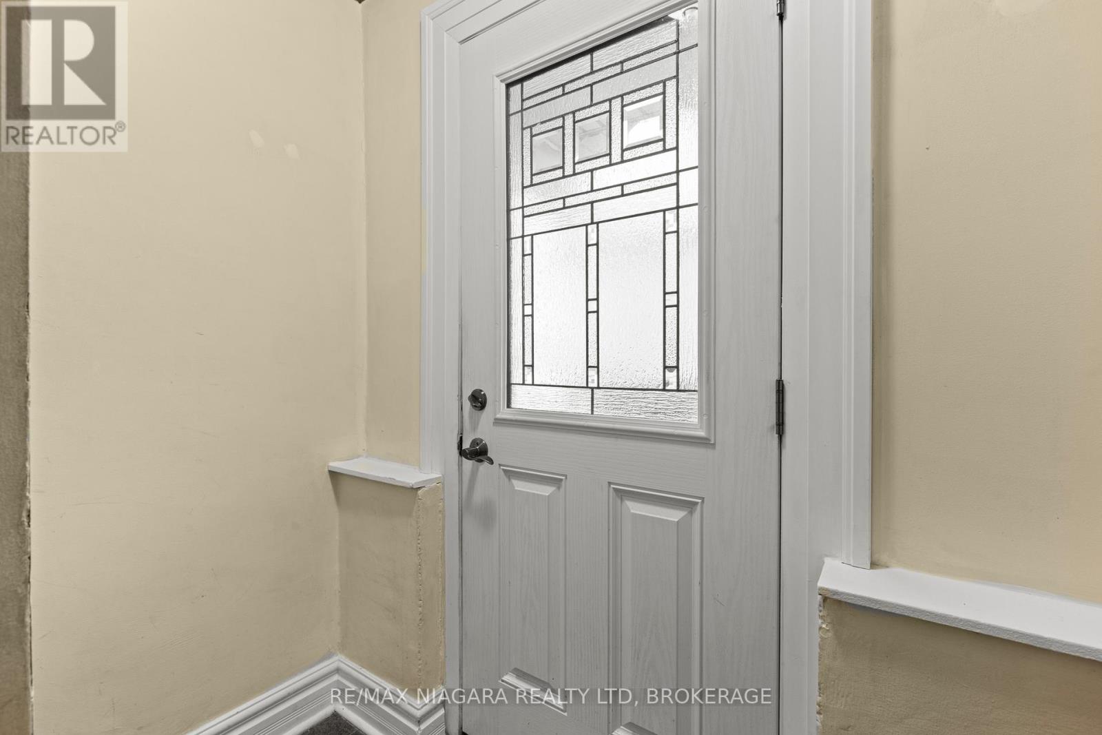 401 Fielden Avenue, Port Colborne, Ontario  L3K 4T9 - Photo 25 - X12780958