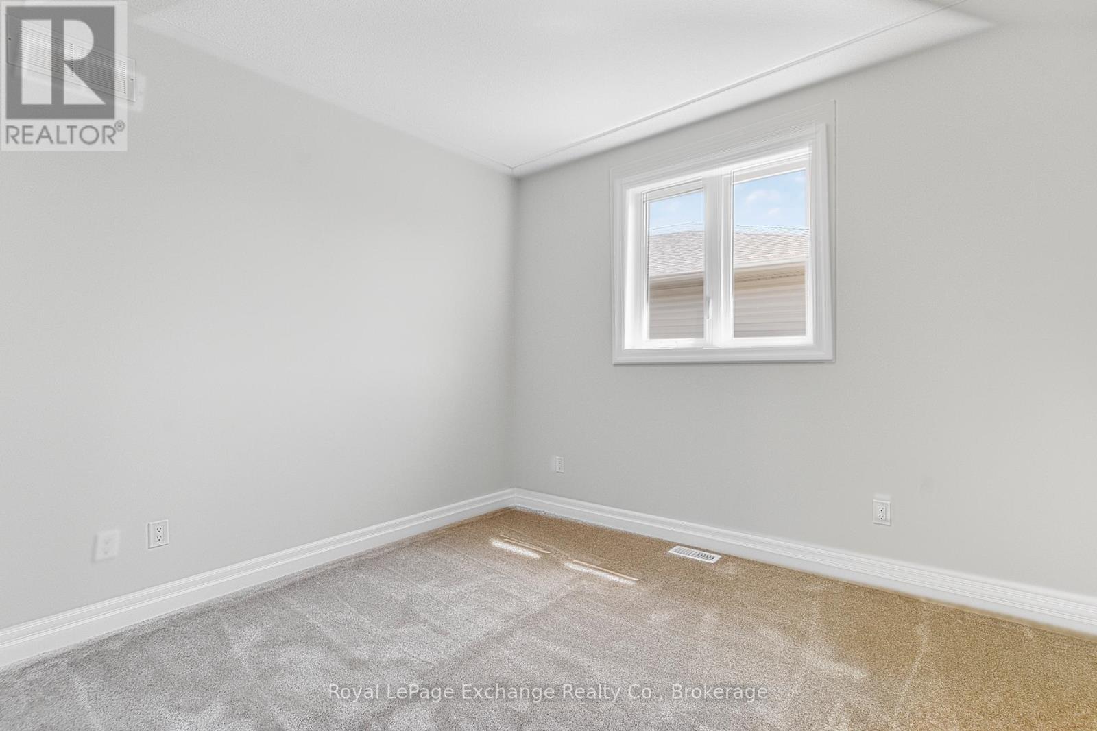 376 Hawthorne Street, Saugeen Shores, Ontario  N0H 2C3 - Photo 20 - X13044160