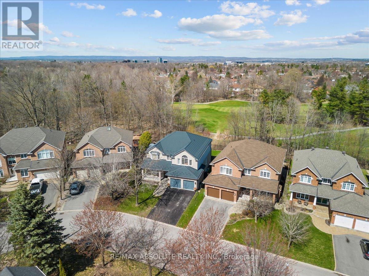 72 Kenins Crescent, Ottawa, Ontario  K2K 3E4 - Photo 3 - X12809286