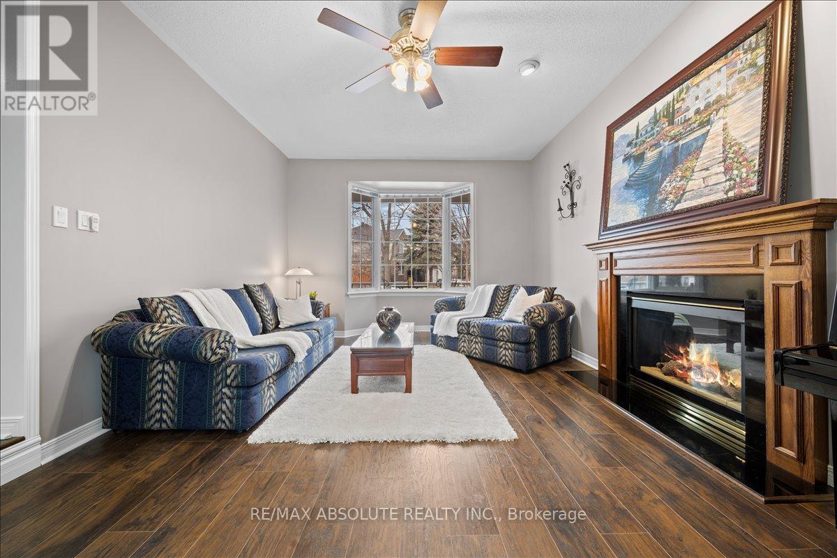 72 Kenins Crescent, Ottawa, Ontario  K2K 3E4 - Photo 6 - X12809286