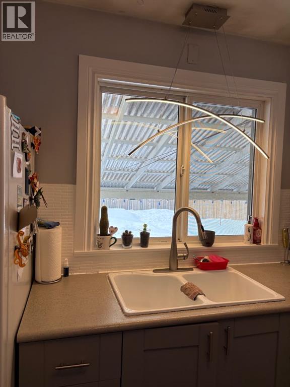 8706 95 Street, Peace River, Alberta  T8S 1M7 - Photo 4 - A2294289