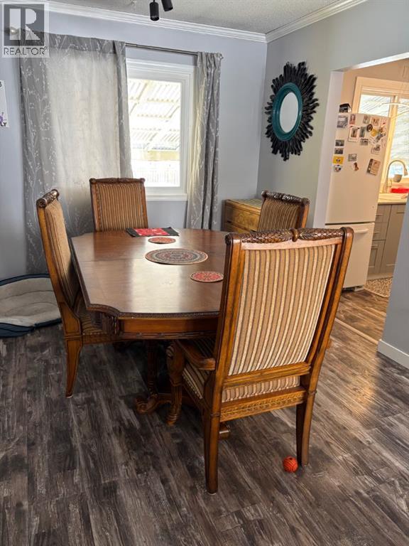 8706 95 Street, Peace River, Alberta  T8S 1M7 - Photo 5 - A2294289