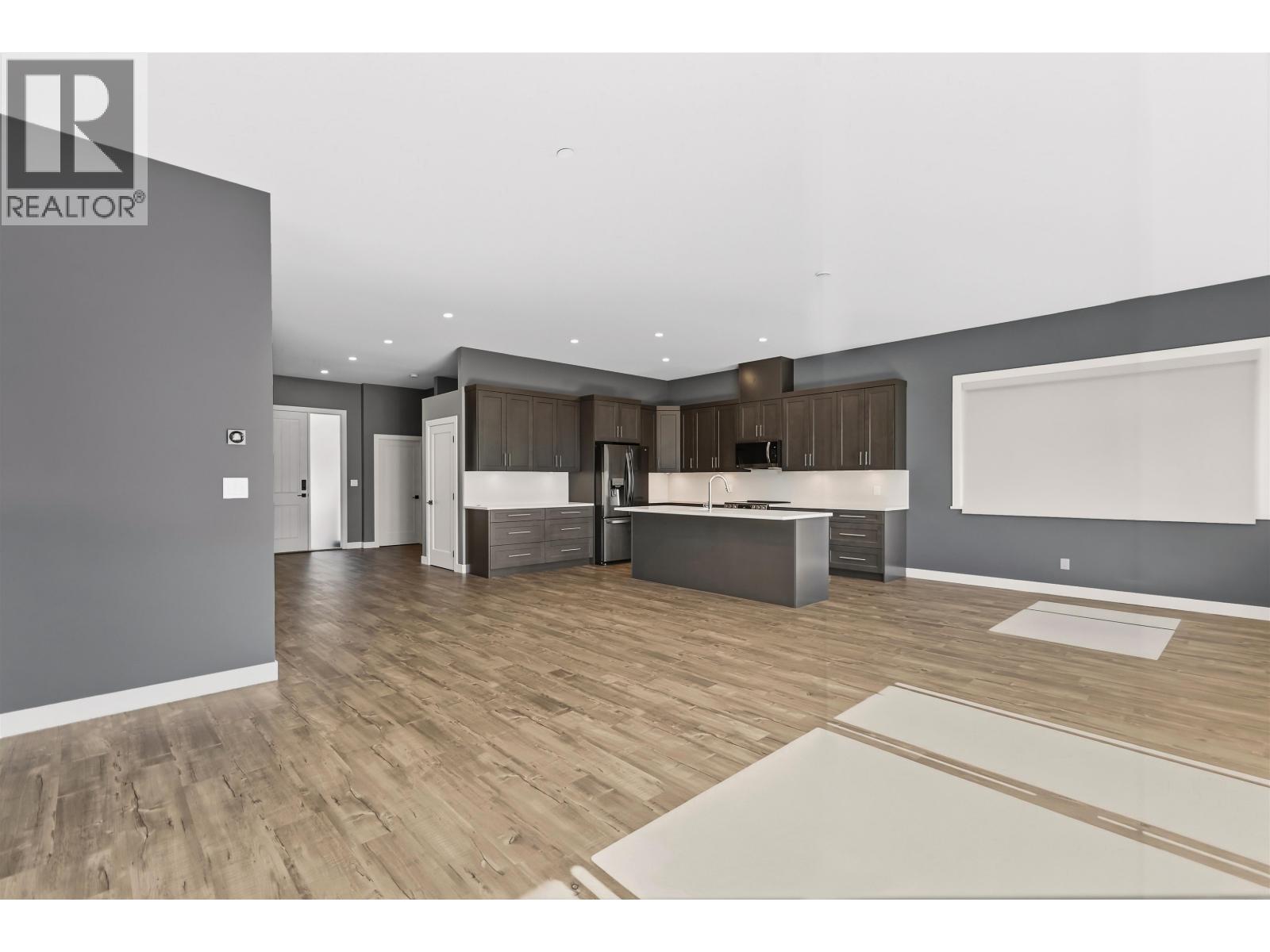 5957 Barnacle Place, Sechelt, British Columbia  V7Z 0V4 - Photo 13 - R3115853