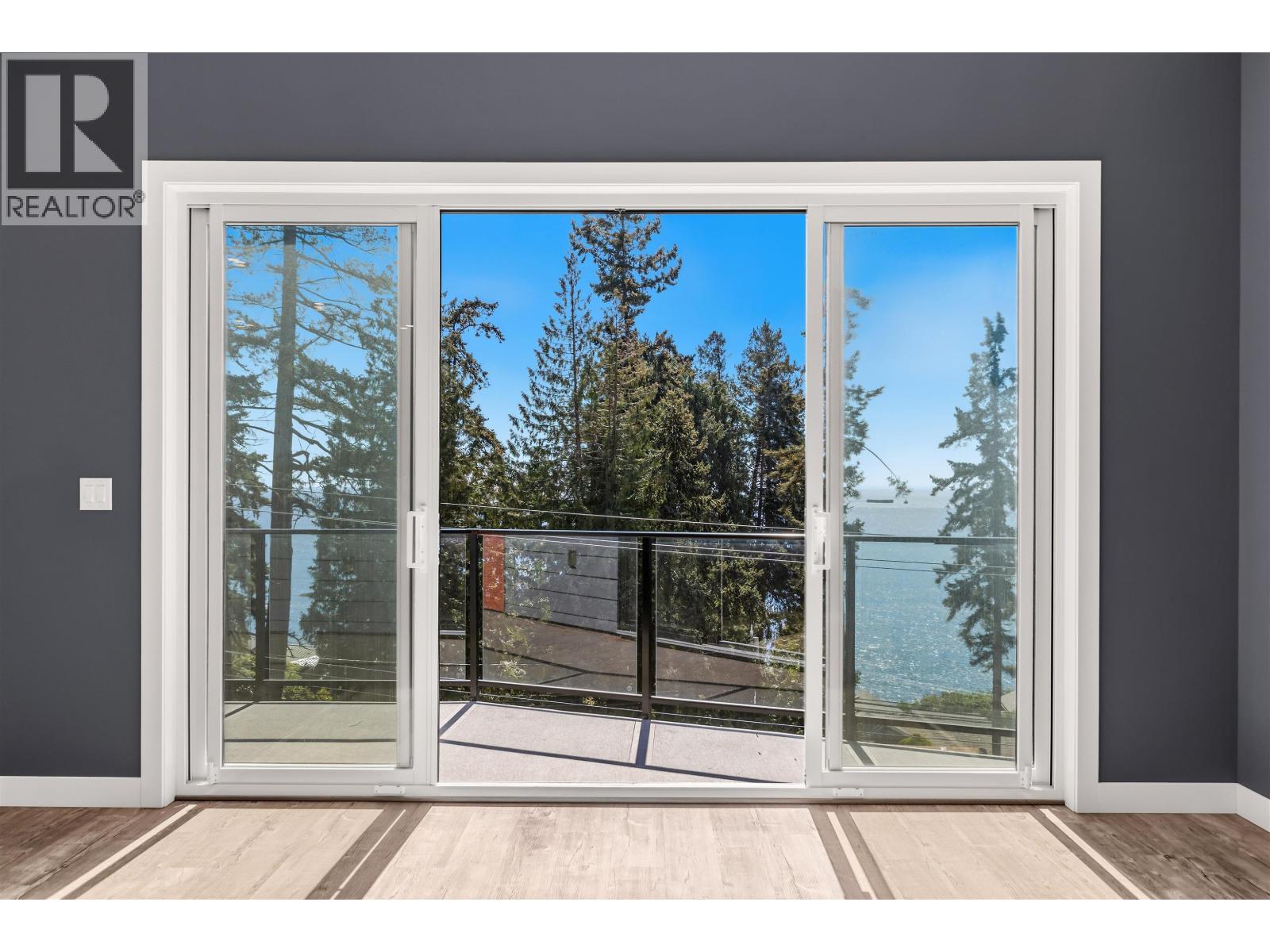 5957 Barnacle Place, Sechelt, British Columbia  V7Z 0V4 - Photo 14 - R3115853