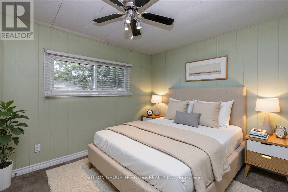 18 Trefoil Drive, Innisfil, Ontario  L9S 1P7 - Photo 8 - N13045914