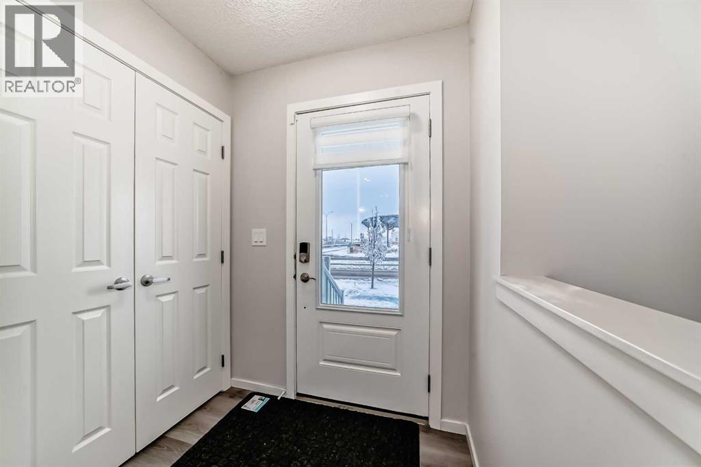 1337 140 Avenue NW, Calgary, Alberta  T2K 0E3 - Photo 3 - A2275880