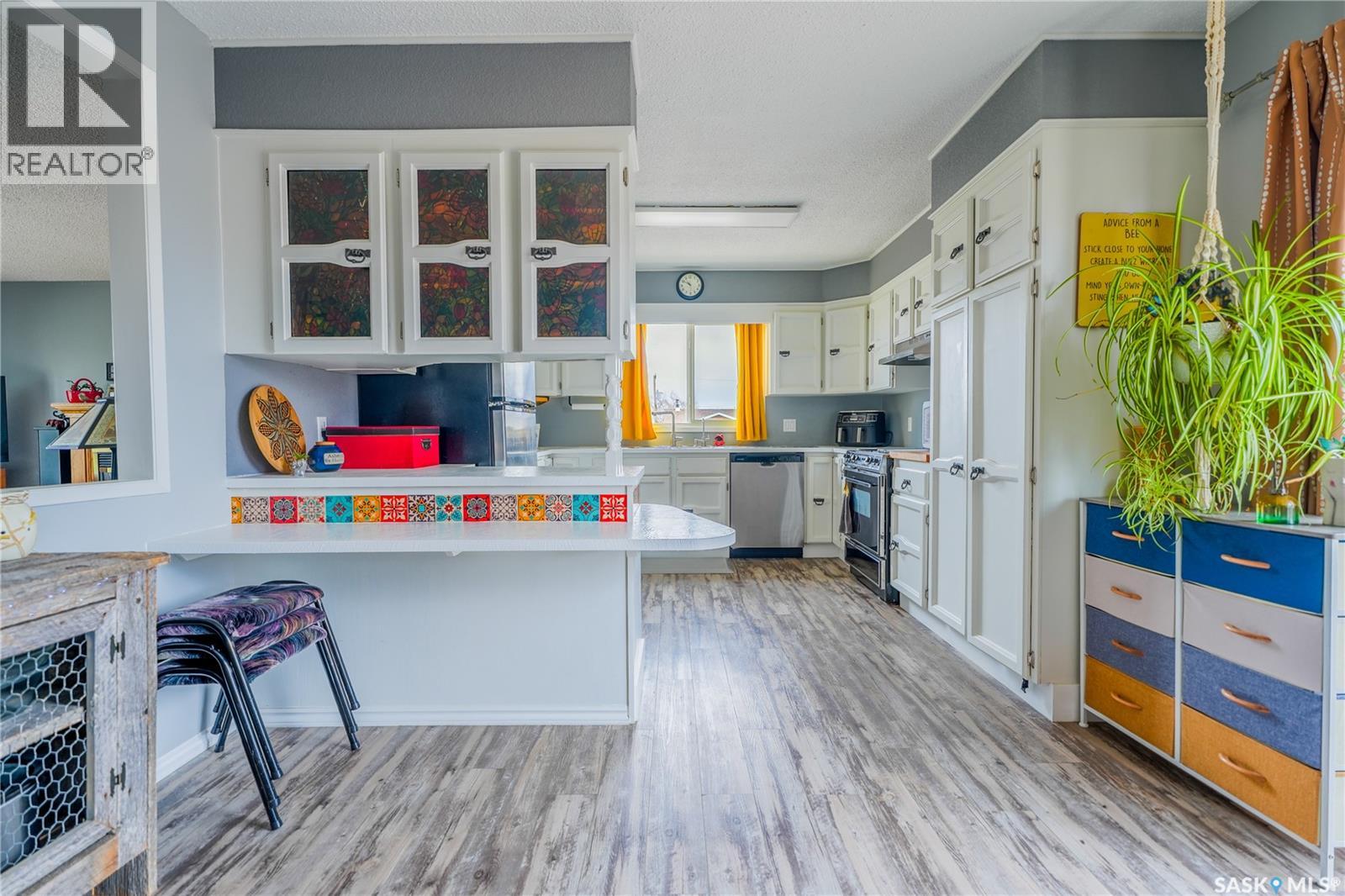 254 2nd Avenue E, Gravelbourg, Saskatchewan  S0H 1X0 - Photo 12 - SK033895