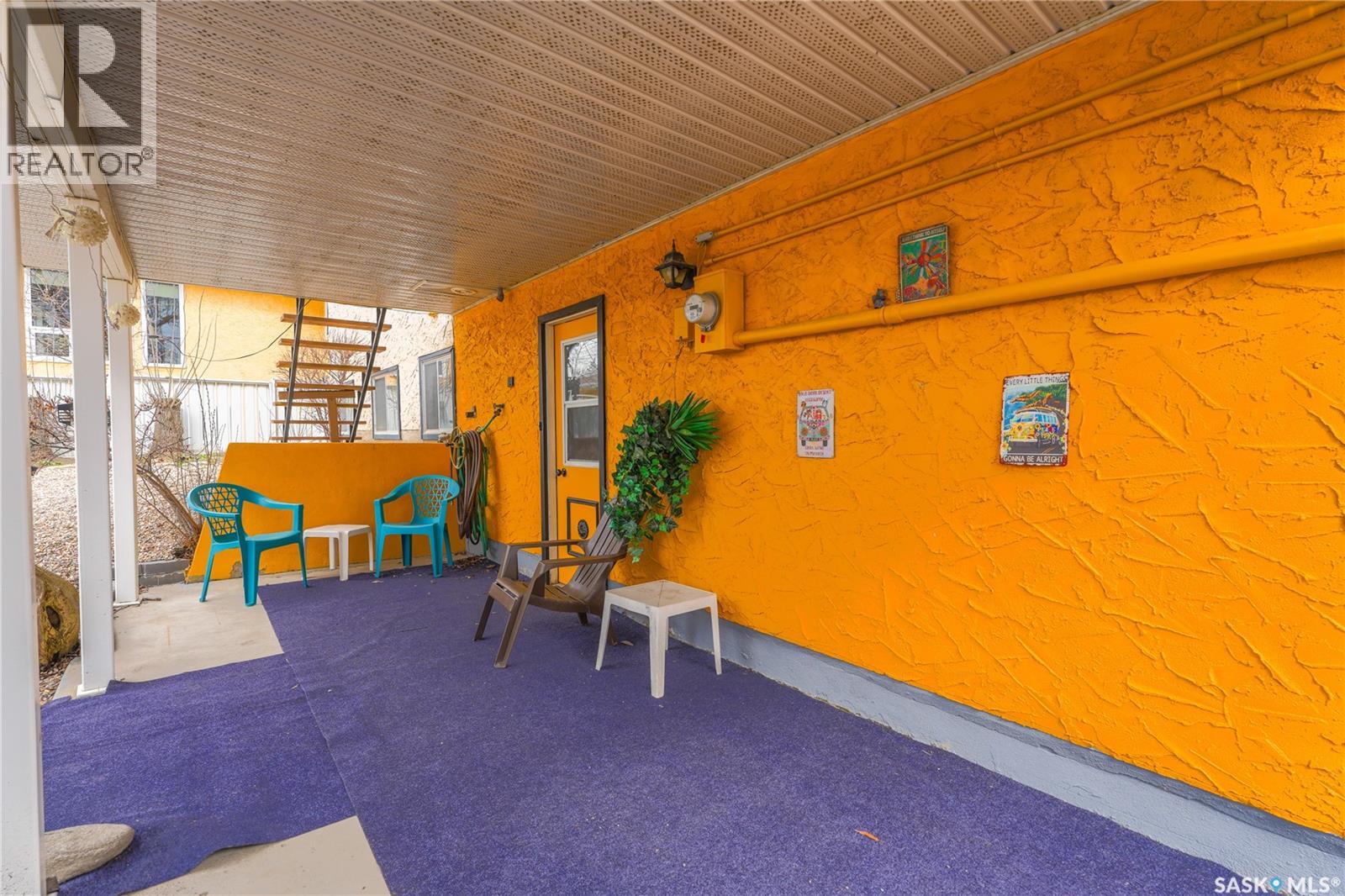 254 2nd Avenue E, Gravelbourg, Saskatchewan  S0H 1X0 - Photo 35 - SK033895