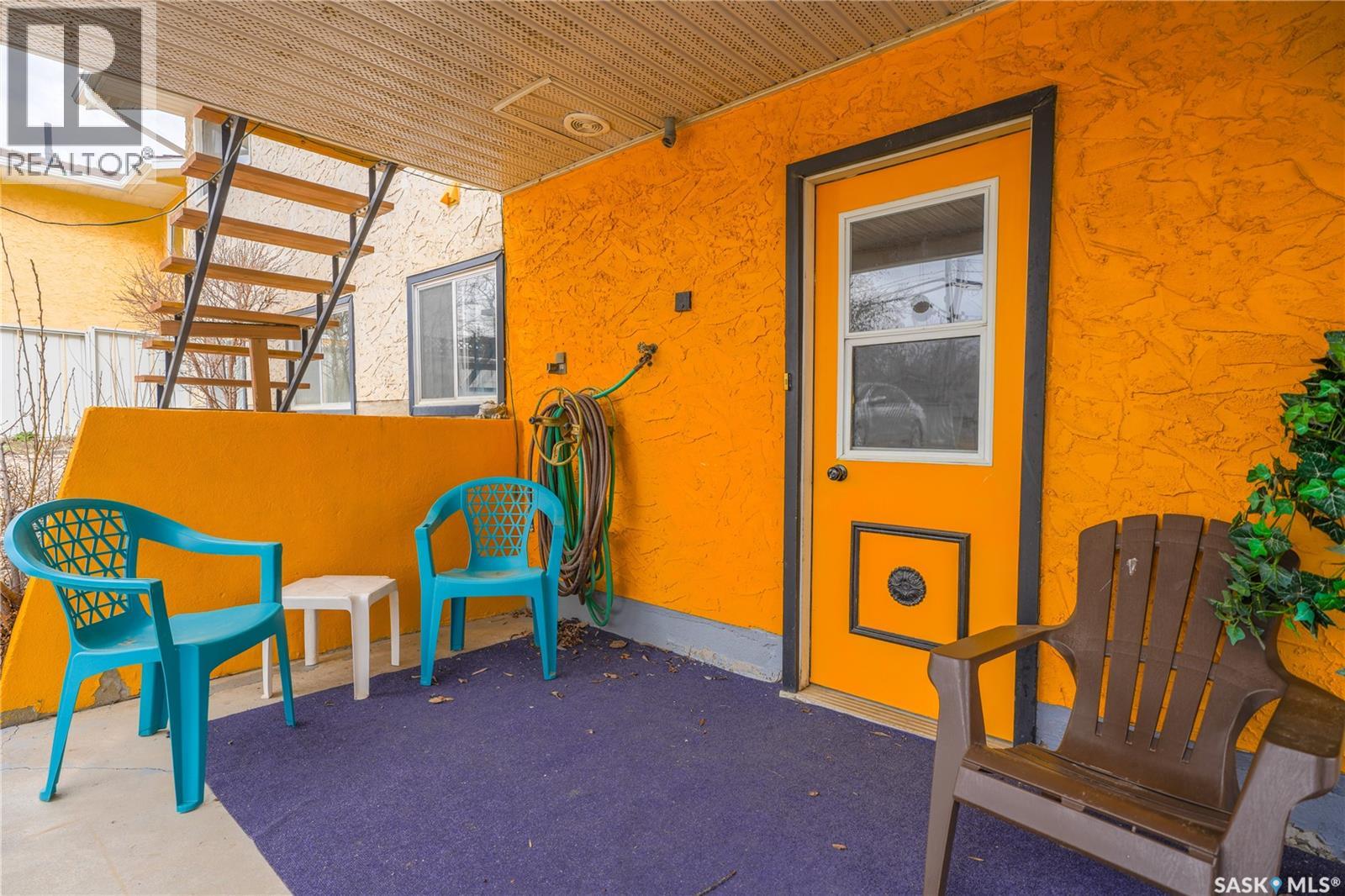 254 2nd Avenue E, Gravelbourg, Saskatchewan  S0H 1X0 - Photo 36 - SK033895