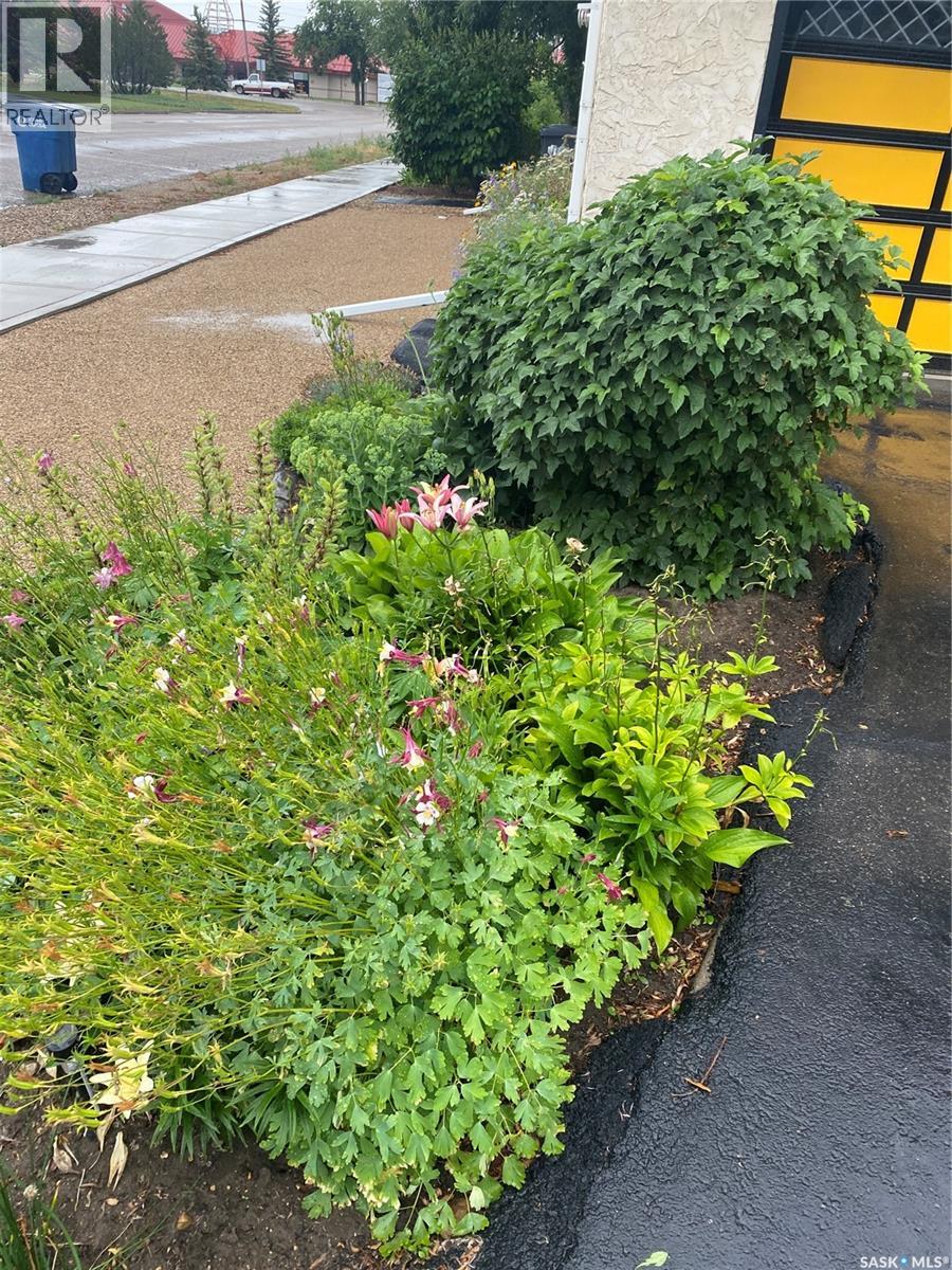 254 2nd Avenue E, Gravelbourg, Saskatchewan  S0H 1X0 - Photo 54 - SK033895