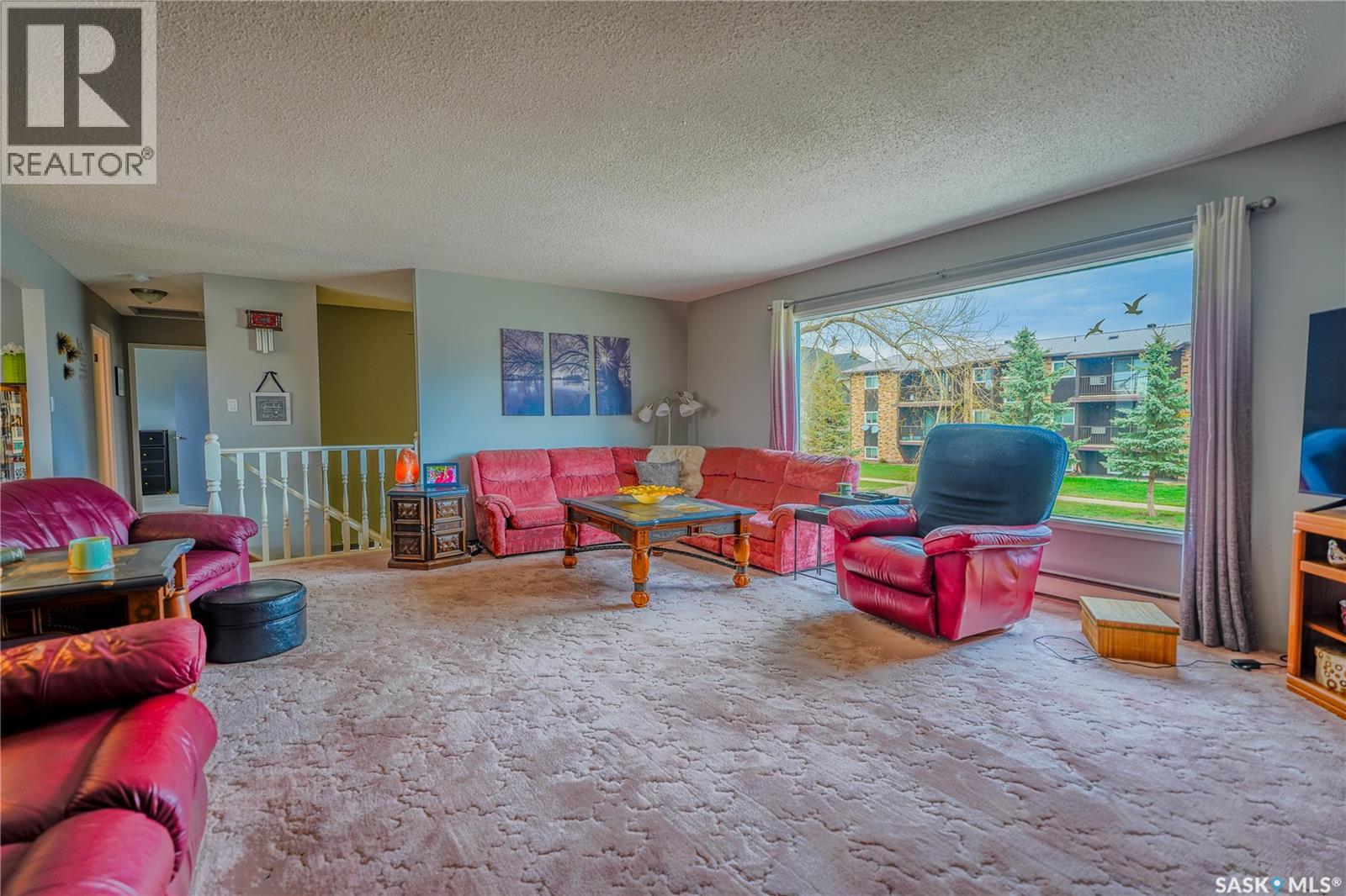 254 2nd Avenue E, Gravelbourg, Saskatchewan  S0H 1X0 - Photo 6 - SK033895