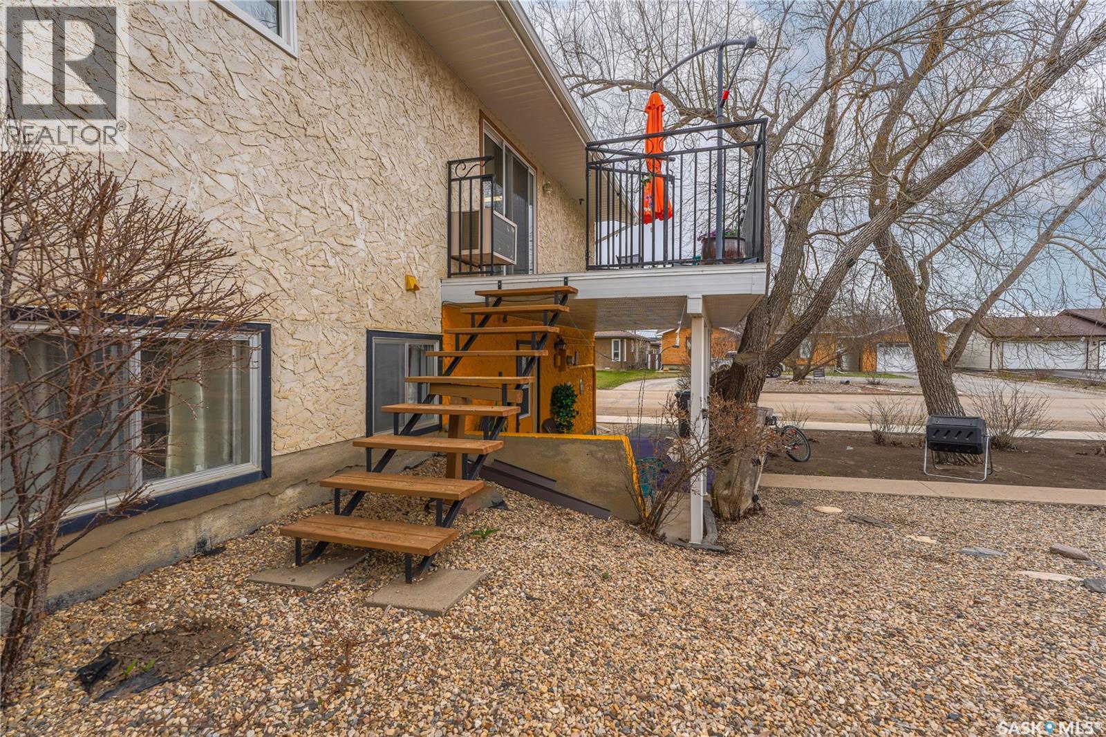 254 2nd Avenue E, Gravelbourg, Saskatchewan  S0H 1X0 - Photo 48 - SK033895