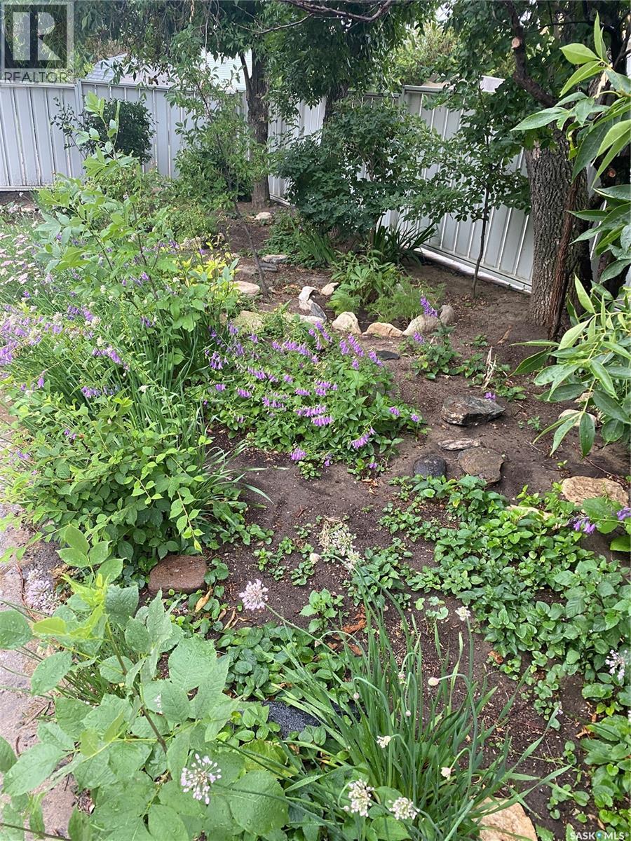 254 2nd Avenue E, Gravelbourg, Saskatchewan  S0H 1X0 - Photo 63 - SK033895